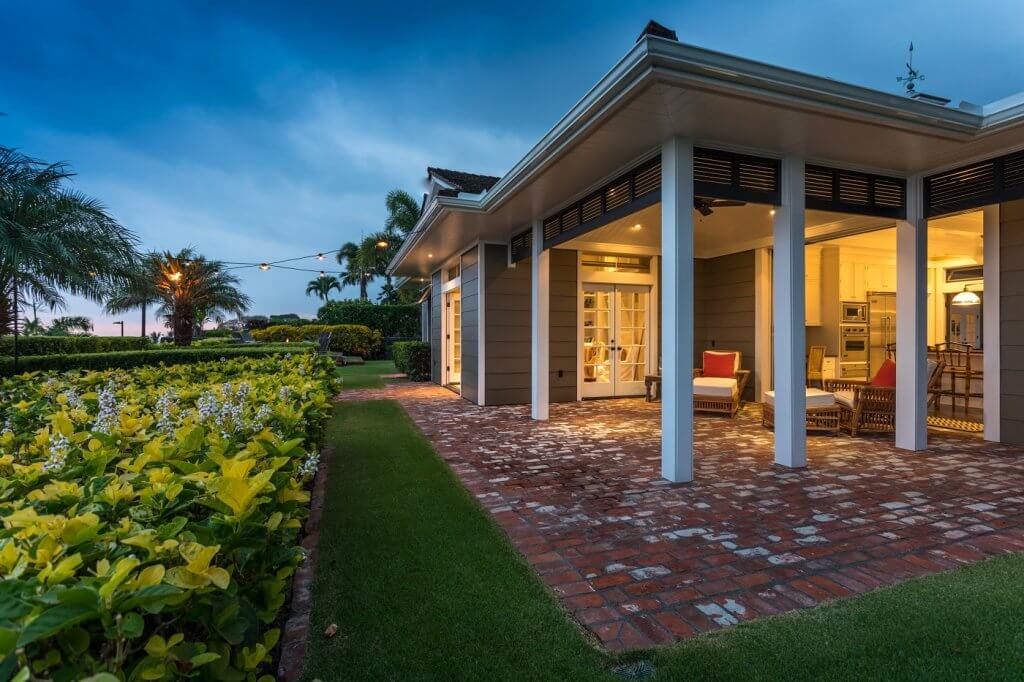 Keauhou Project Lanai at night